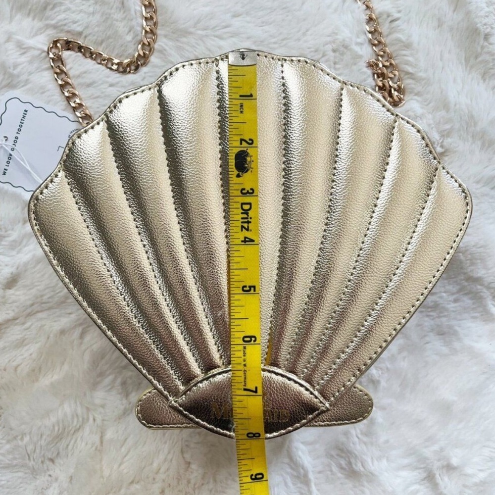 Disney Skinnydip London Clam Shell Mermaid Holographic Chain Crossbody Purse - Picture 14 of 14